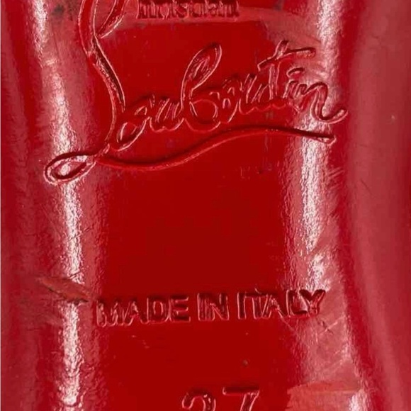 Christian Louboutin Gold Heels Elegant Statement - Picture 7 of 7